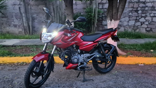 Imagen 4 de 10 de Bajaj Pulsar 135