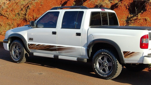 Imagem 7 de 12 de Chevrolet S10 2011 2.4 Rodeio Cab. Dupla 4x2 Flexpower 4p