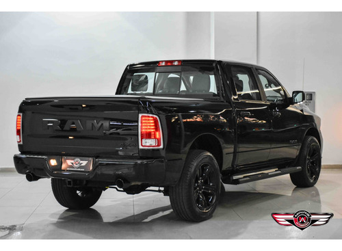 RAM Classic 5.7 V8 GASOLINA LARAMIE NIGHT EDITION CD 4X4 AUTOMÁTICO