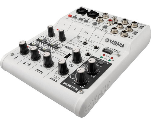 Mesa De Som Interface De Áudio Yamaha Ag06