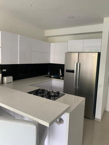 Apartamento (3 Años Construido Edificio) En Venta Santa Fe Sur. As