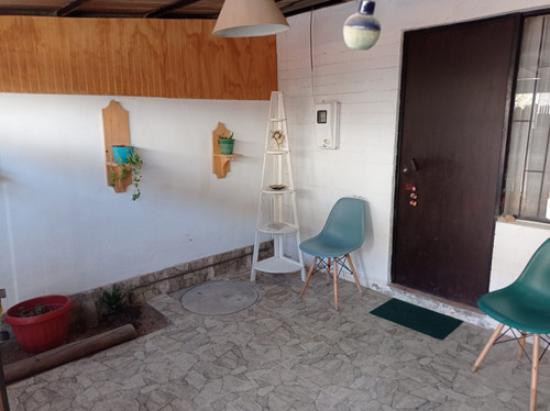 Limache - Se Vende Casa En Andres Bello, 2d Y 1b