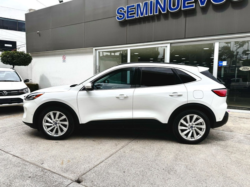 Ford Escape 2.5 titanium hev