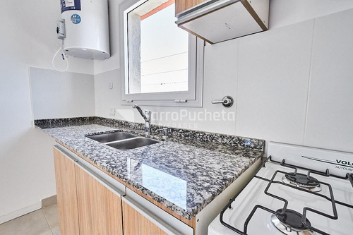 Venta Departamento 2 Ambientes Hurlingham 1° A