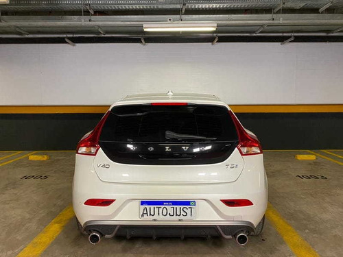 Volvo V40 T5 Rdesign