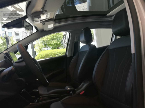 Peugeot 2008 1.6 Tiptronic Thp 1 Sola Rouge Rubi Walter