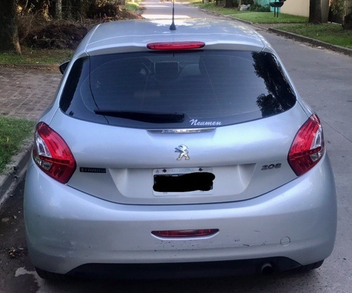 Peugeot 208 1.5 Allure Touchscreen