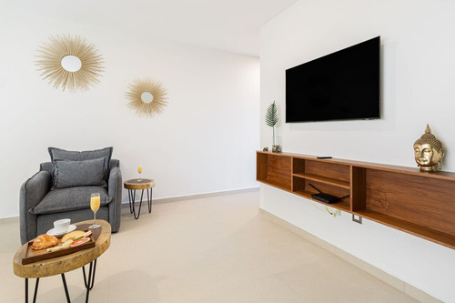Penthouse De Lujo Con Doble Jacuzzi Y Terrazas Privadas