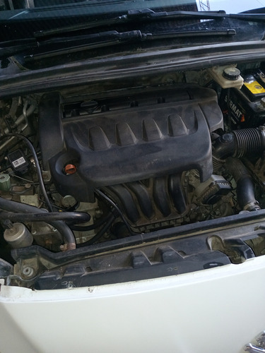 Peugeot 308 2.0 Feline 143cv