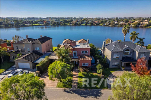 Venta Casa San Isidro Labrador A La Laguna Amarra