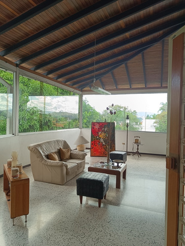 Altamira Venta Casa 700 M2 De Construccion Terreno 940 M2 Aproximadamente Exelente Arquitectura Es Par Remodelar