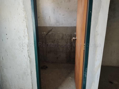 Imagen 3 de 18 de Galpones-depositos En Venta Barquisiimeto /04245565759