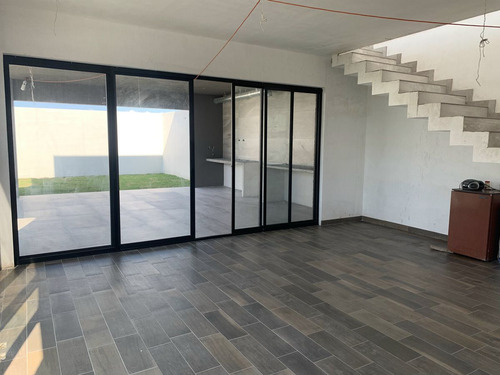 Quinta En Venta En Los Portales, Gral. Zuazua