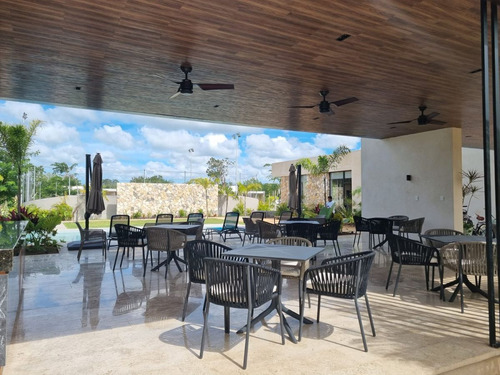 Casa En Venta Aire Puro Residencial, 4 Recámaras Y Alberca.