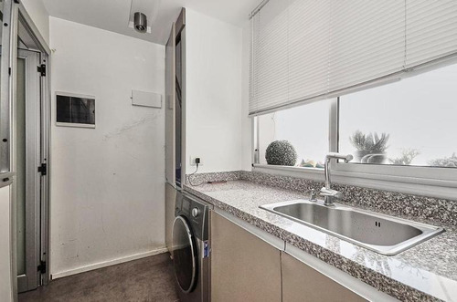 Imagen 9 de 30 de Dúplex De Categoría En Altura Semipiso C/ 2 Cocheras. Neuquén 659 8°b Y 9°b