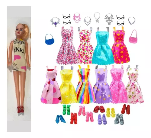 Kit 32 Peças com Roupas e Acessórios para Bonecas Barbie em