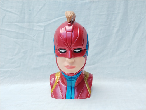 Capitana Marvel Cinemex Palomera Red Figura