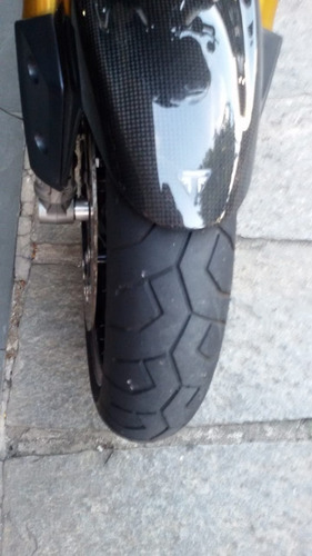 Triumph Speed Triple 1050 Branca 2017