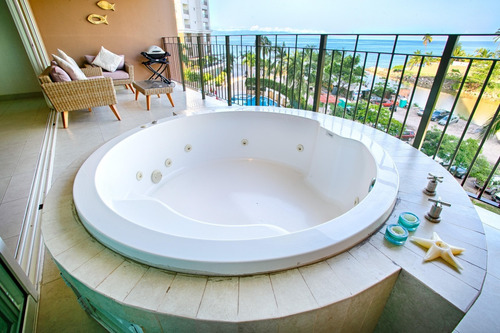 Imagen 8 de 10 de Departamento En Venta,puerto Vallarta, Grand Venetian $459k