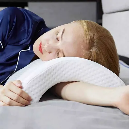 A dormir de cucharita con la almohada hotsell