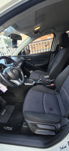 Mazda 2 Touring At