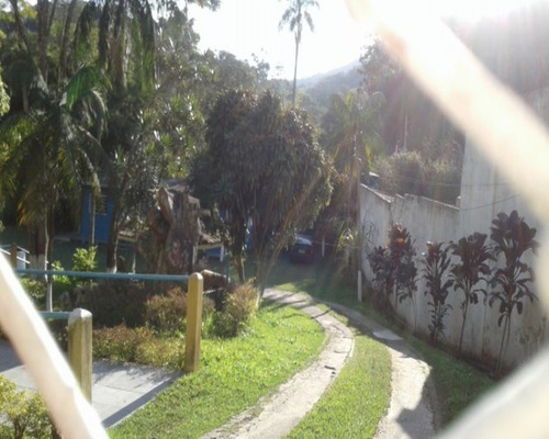 Imagem 2 de 15 de Chácara Em Botujuru - Mogi Das Cruzes - 2385