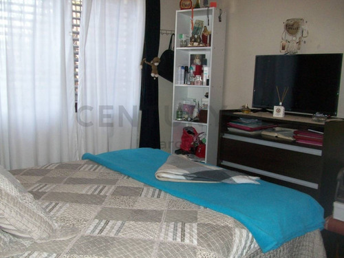 Imagen 10 de 30 de Venta Casa Multifamiliar 3 Dormitorios Garage Patio Parrilla Luminoso