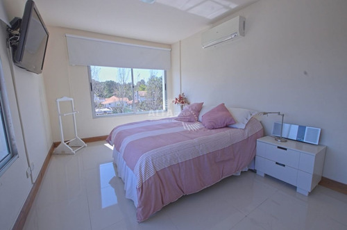Imagen 13 de 28 de Apartamento En Venta - Pinares - Punta Del Este Mansa