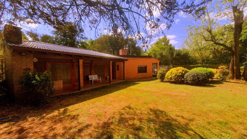 Imagen 3 de 30 de Villa Allende Golf-cóndor Alto-alquiler-frente A Cancha- Amoblada-pileta- 6 Dorm-