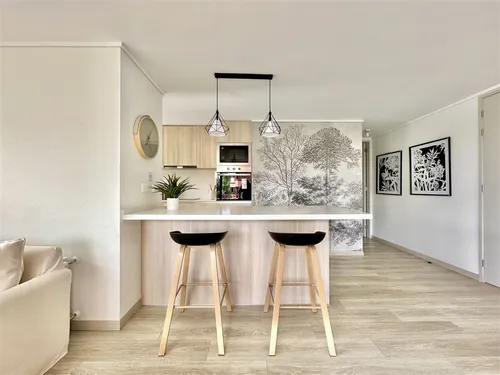 Nuevo, A Estrenar: Colegio San Ignacio / Plaza La Alcaldesa
