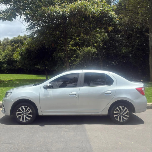 Renault Logan 1.6 Zen