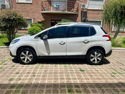 Imagen 6 de 25 de Peugeot 2008 1.6 Sport 2017