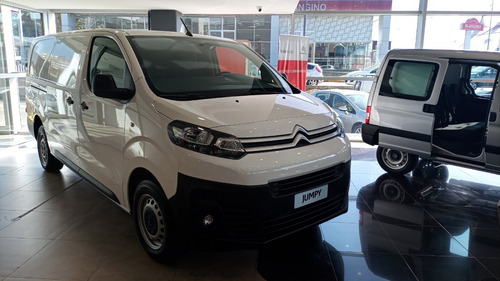 Imagen 3 de 18 de Citroën Jumpy L3 Hdi Business - Avec