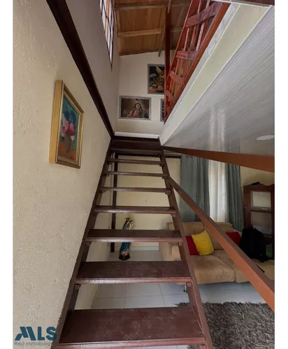 Zona Verde Y Espacio Para En Futuro Construir Pisc...(mls#248454)