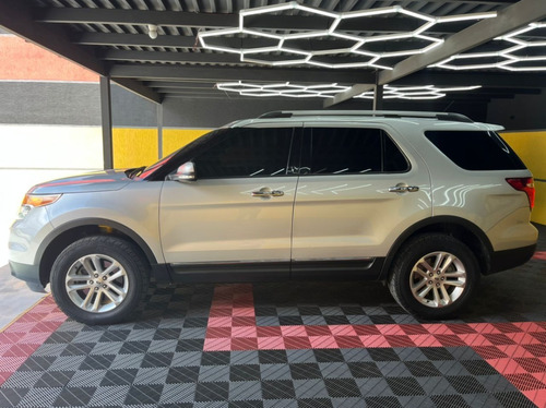 Imagen 3 de 16 de Ford Explorer Limited