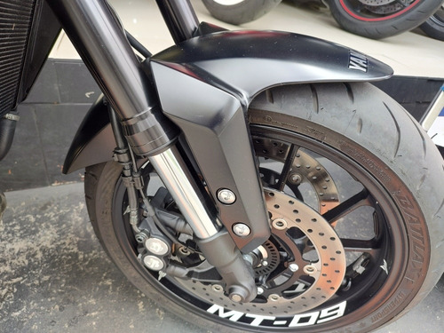 Imagem 2 de 15 de Yamaha Mt09 / 850 (390 Km )