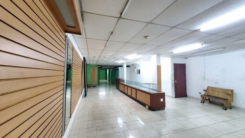 Imagen 4 de 12 de Local Comercial En Alquiler En Valencia Av Las Ferias De 200
