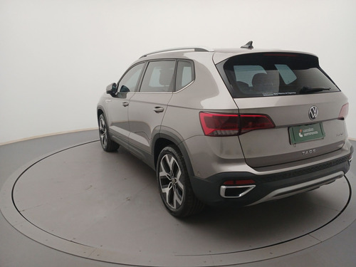 Volkswagen Taos 1.4 250 TSI TOTAL FLEX HIGHLINE AUTOMÁTICO