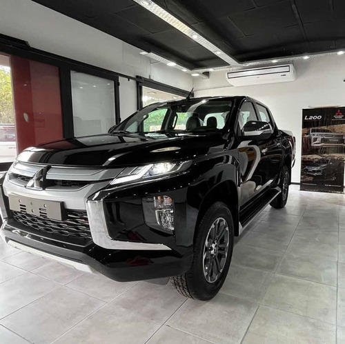 Imagen 4 de 15 de Chevrolet S10 Mitsubishi L200 At 4x4 Okm