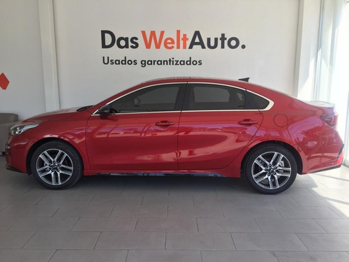 Imagen 4 de 15 de Kia Forte 2.0 Gt Line At
