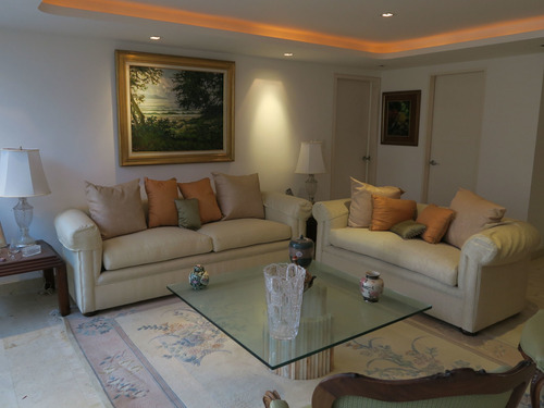 Imagen 1 de 18 de Apartamento En Venta En Lomas Del Sol