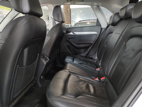 Imagem 13 de 15 de Audi Q3 Ambiente 2.0 Tfsi Quattro 4p Gasolina S Tronic