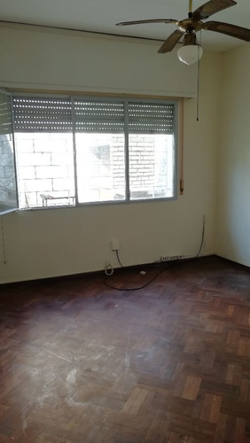 Imagen 7 de 19 de Casa En Venta De 5 Dormitorios C/ Cochera En Buceo