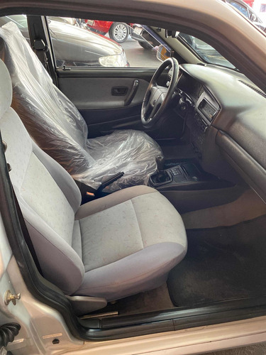 Volkswagen Santana 1999 1.8 4p Gasolina