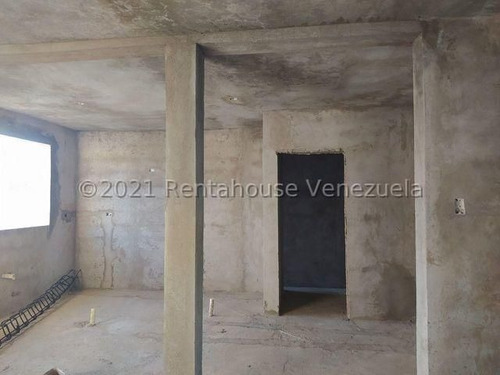 Imagen 7 de 11 de Townhouse En Venta Ubicado En Buena Zona De La Ciudad De Punto Fijo