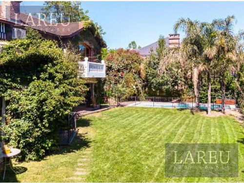 Casa En Venta Con Renta - Barrio Boulevares