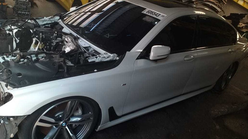 Imagem 7 de 13 de Bmw 750i Sedã