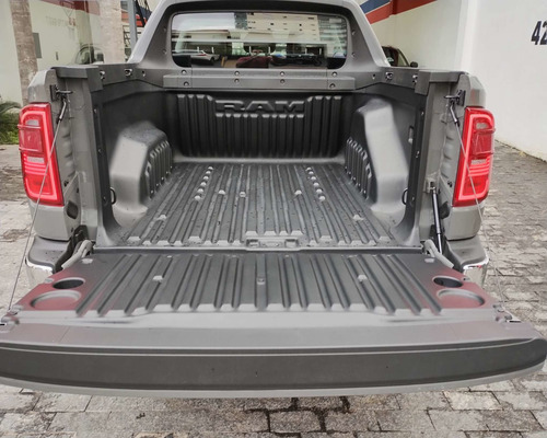 RAM Rampage 2.0 Rebel Cab. Dupla 4X4 Aut. 4P