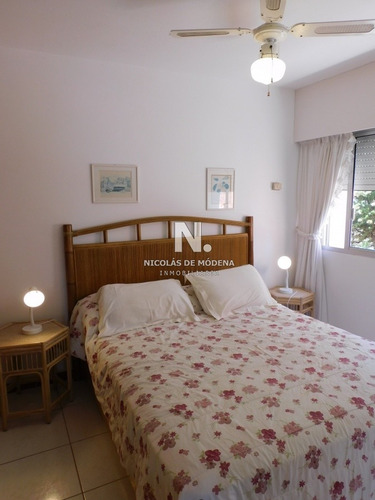 Alquila Apartamento 3 Dormitorios , 2 Baños-ref:2521