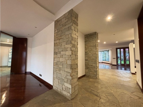 Se Vende Pb Duplex 489.84m2 3h+s/3.5b+s/3p. La Alameda